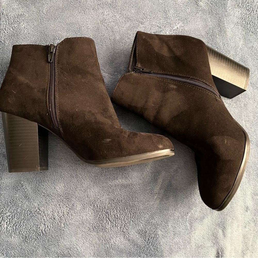 Apt 9 Timezone Faux Suede Black Boots. Worn Once A Couple of  Scuffs  9.5 Rt $70